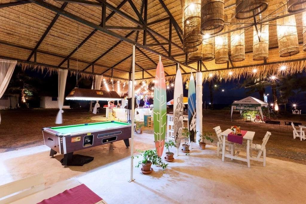 Micky Monkey Beach At Maikhao Beach Hotel Mai Khao Ngoại thất bức ảnh