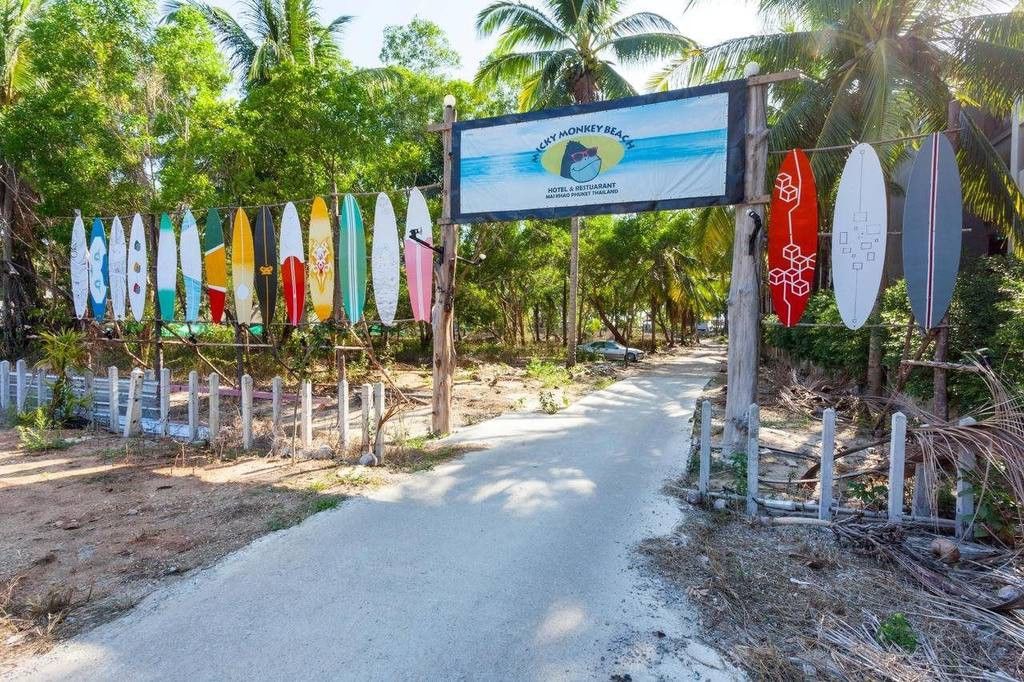 Micky Monkey Beach At Maikhao Beach Hotel Mai Khao Ngoại thất bức ảnh